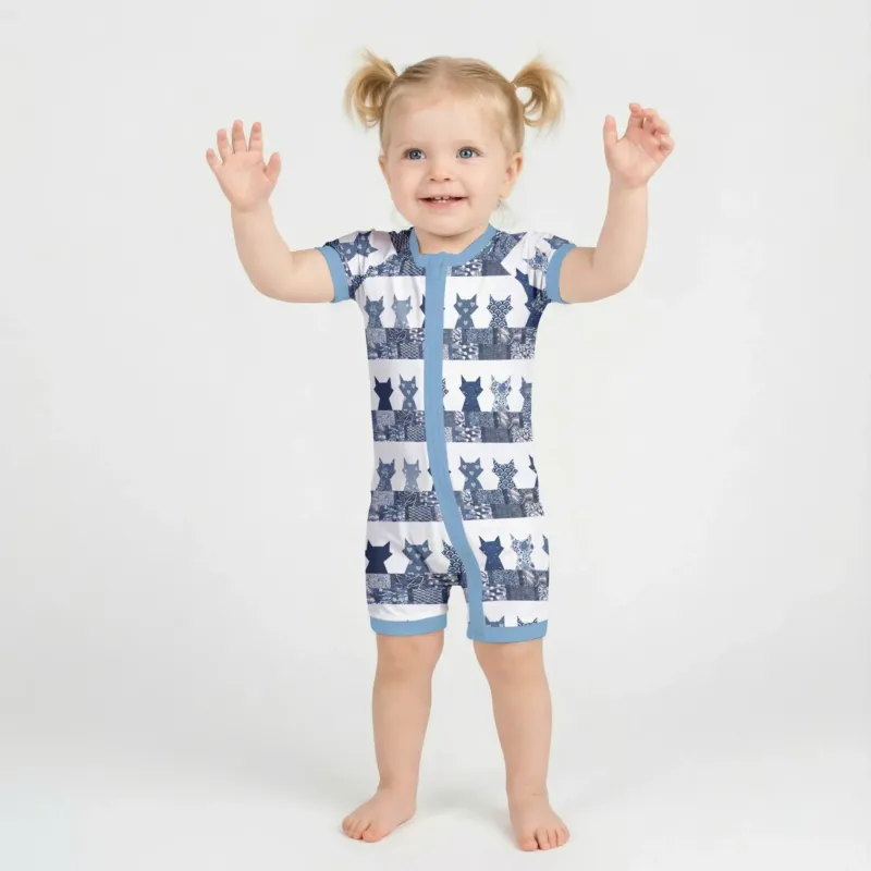 Midnight Feline Bamboo Shorty Zippy