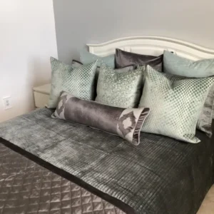 Queen Peridot Velvet Pencil Quilt w/Shams